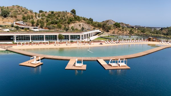El Lago Club, Sports and Wellness