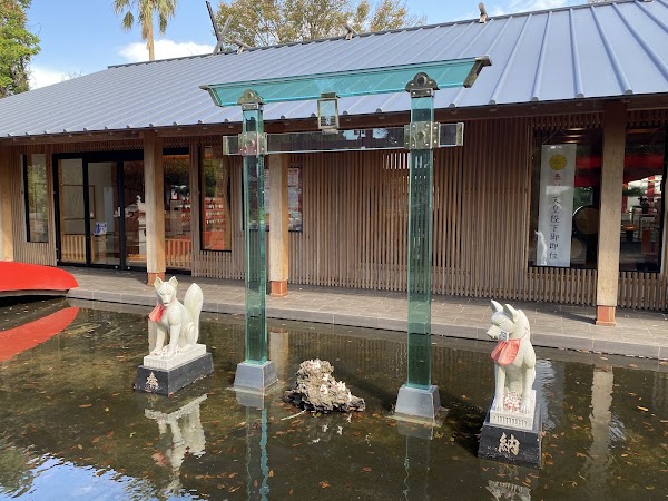 Jintoku Inari Shrine 2