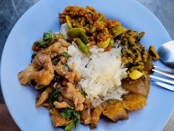 Puyai Lee Restaurant 2
