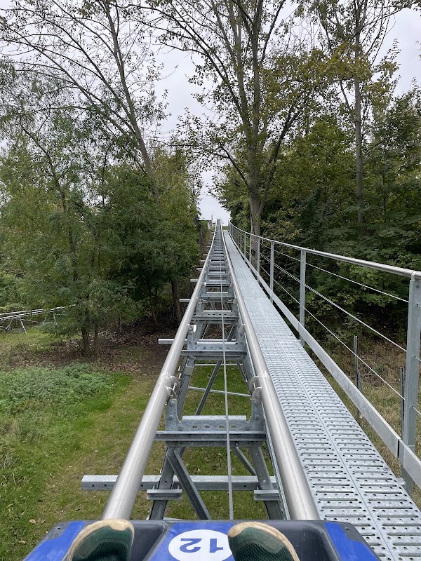 Natur-Bobbahn (Leitner Seilbahn Berlin) 4