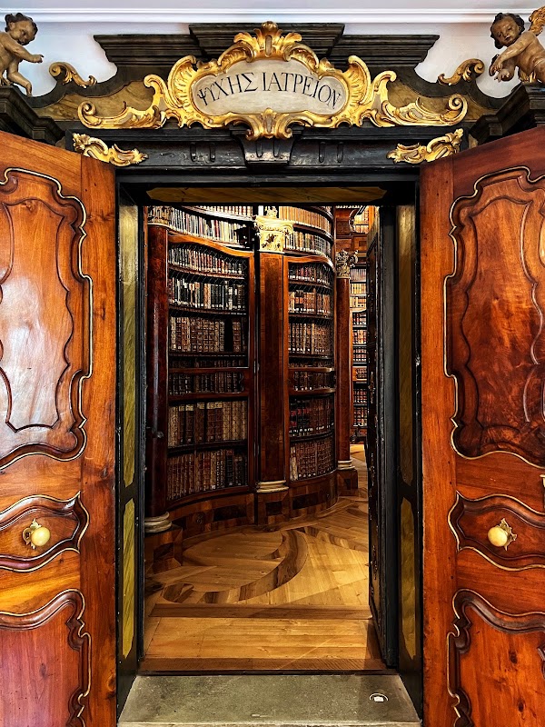 Abbey Library of Saint Gall 4