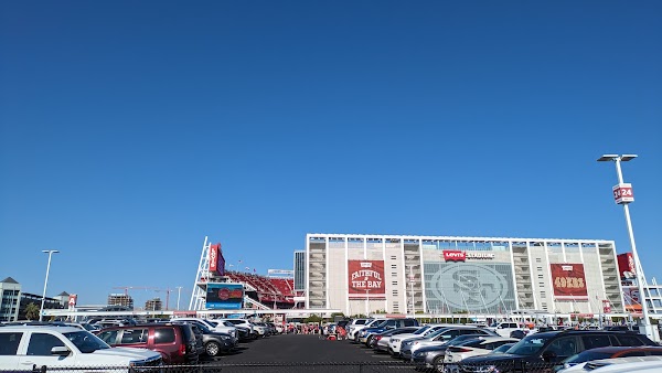 California's Great America Passenger Drop Off Area 5