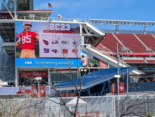 California's Great America Passenger Drop Off Area 3