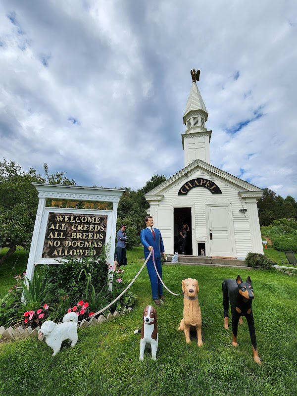 Dog Mountain, Dog Chapel