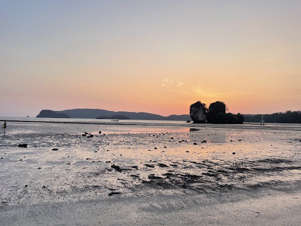Nopharat Thara Beach 3