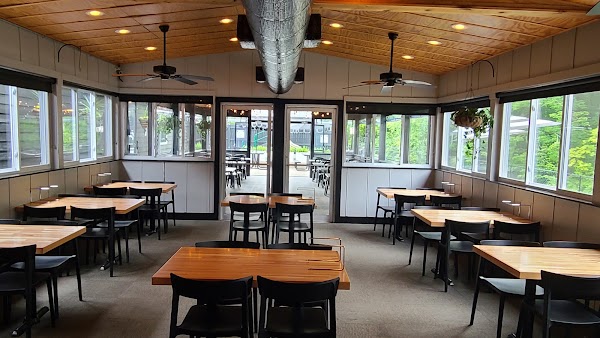 Pies & Pints - Fayetteville, WV 1