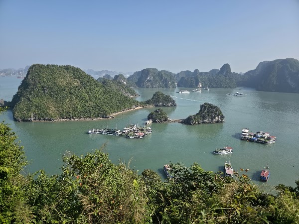 Ti Tốp Đỉnh núi Đảo