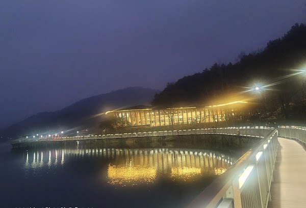 아중호수도서관 5