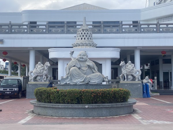 Maha Vihara Duta Maitreya Monastery 5