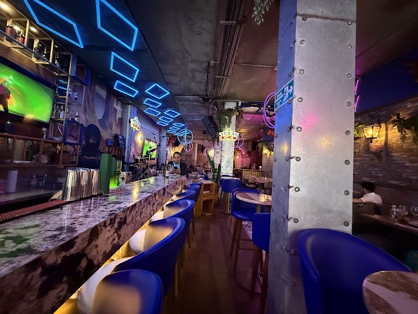 Texas Resto Bar 4