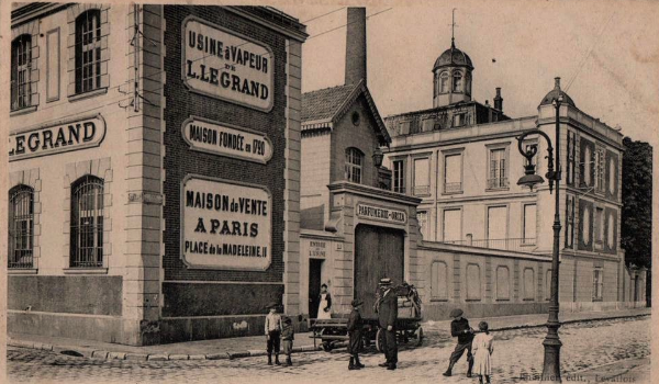 Paris- knick knack 14