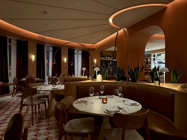 Lóla Restaurant 1