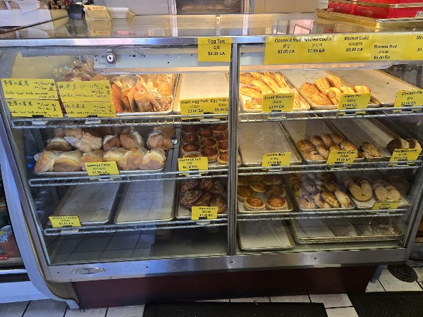 Lung Fung Bakery 3