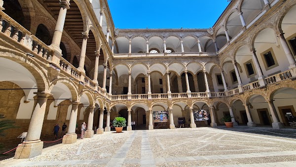 Royal Palace and Palatine Chapel 4