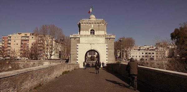 Ponte Milvio Antiquariato | mercatino antiquariato Roma 1