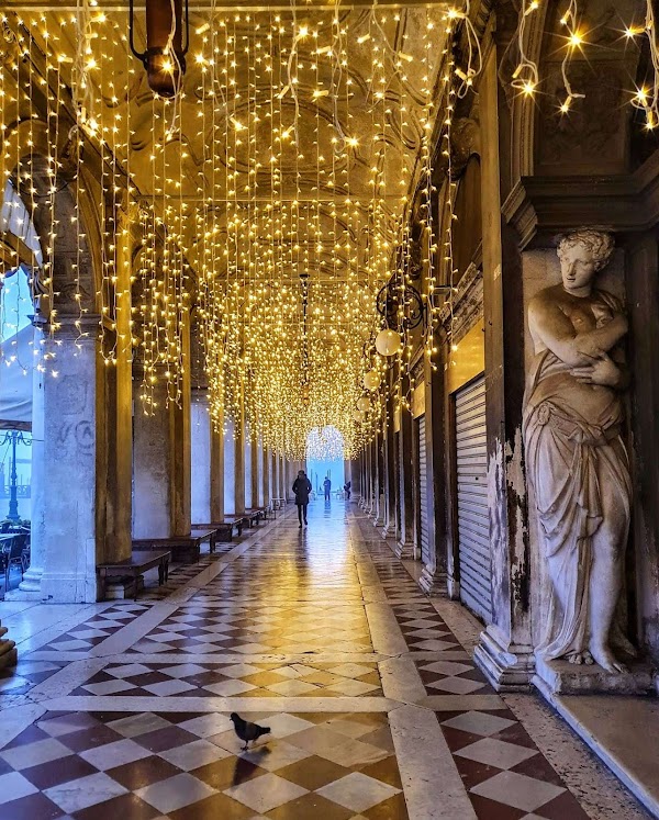 Piazza San Marco 4