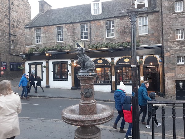 Candlemaker Row 5