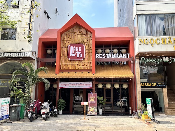 Nhà hàng Làng Ta 1