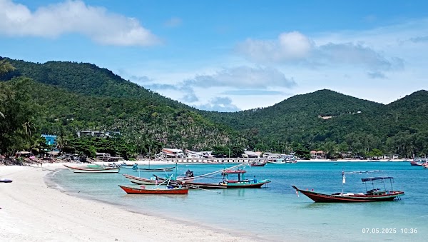 Chaloklum Beach