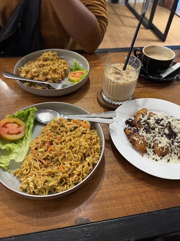 KACE (Coffee and Eatery) 5
