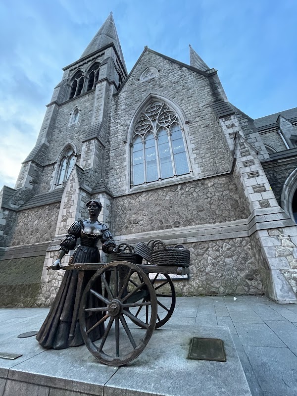 Molly Malone Statue 5
