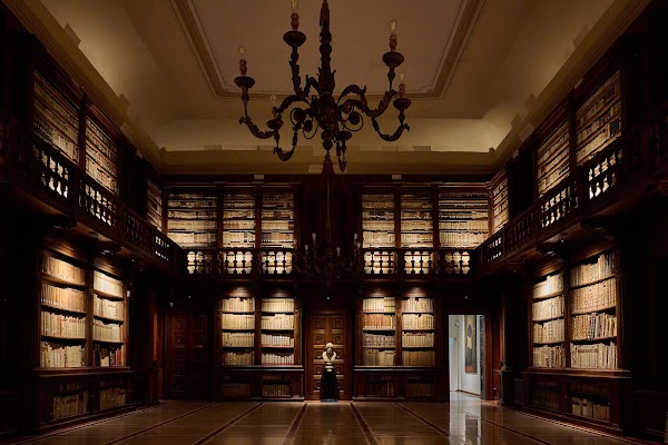 Chapter Library of Verona