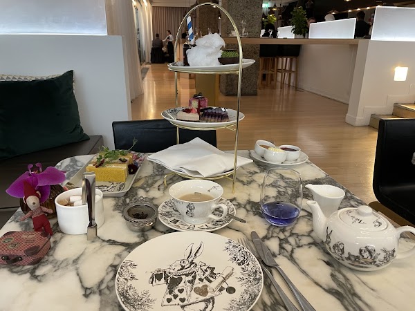 Mad Hatters Afternoon Tea @ Sanderson London 5