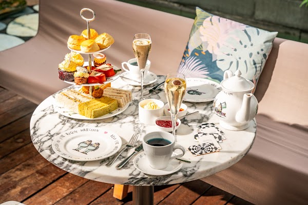 Mad Hatters Afternoon Tea @ Sanderson London 4