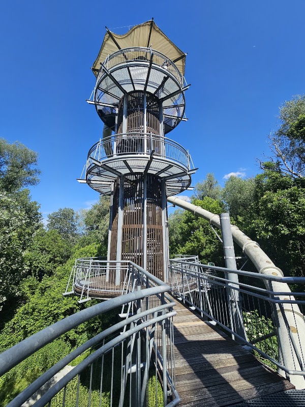 Lombkorona Sétány 5