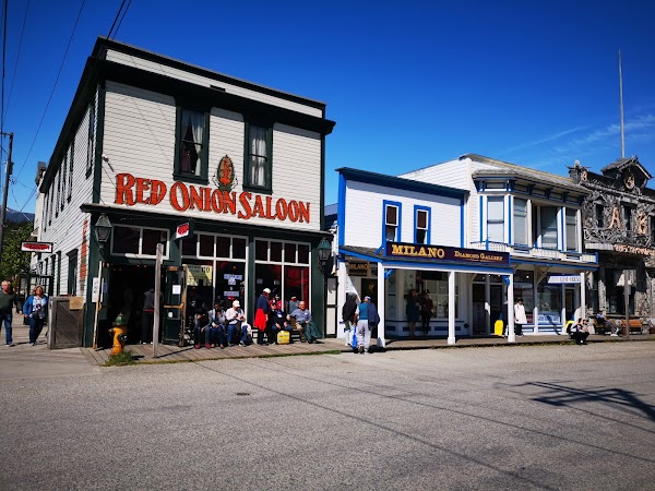 Red Onion Saloon