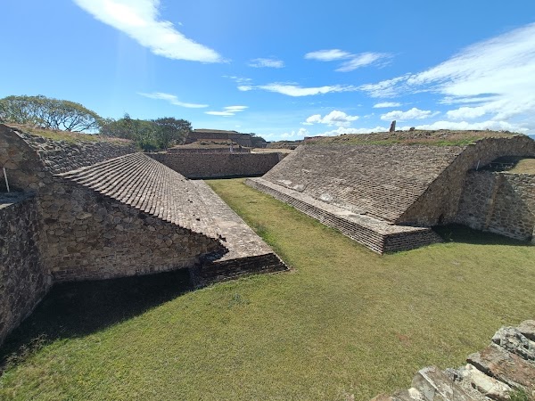 Monte Albán 5