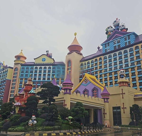Chimelong Panda Hotel