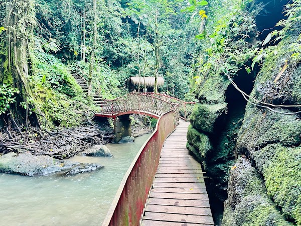 Ulu Petanu Waterfall 5
