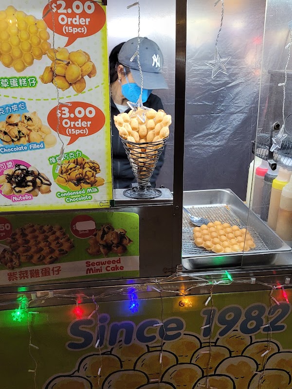 Ling's Fresh Made Sweet Mini Cakes 4