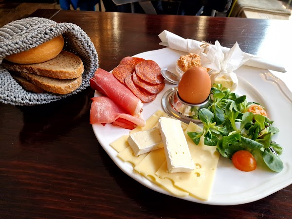 Budapest Bistro 4