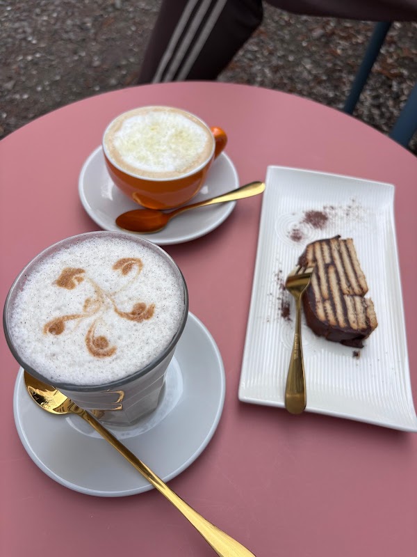 Café Almuts 2