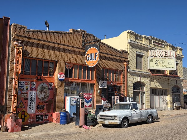 Bisbee Breakfast Club