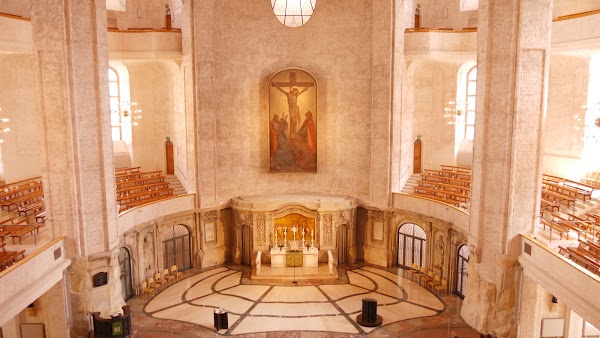 Holy Cross Church