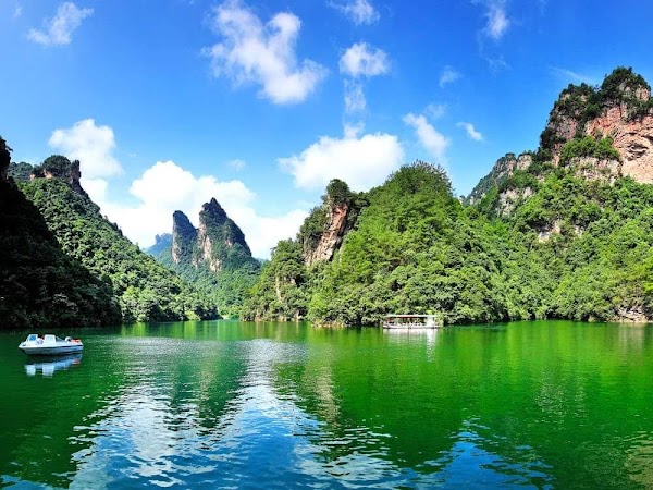 Baofenghu Scenic Area