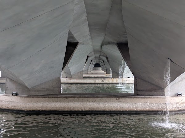 The Fullerton Waterboat House 5