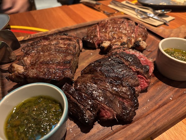 Bochinche - Argentine Steakhouse and Bar 3