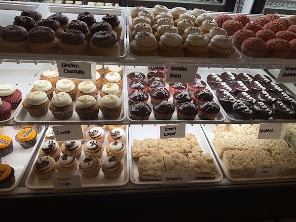 Little Cupcake Bakeshop 4