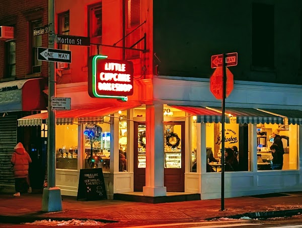 Little Cupcake Bakeshop 3