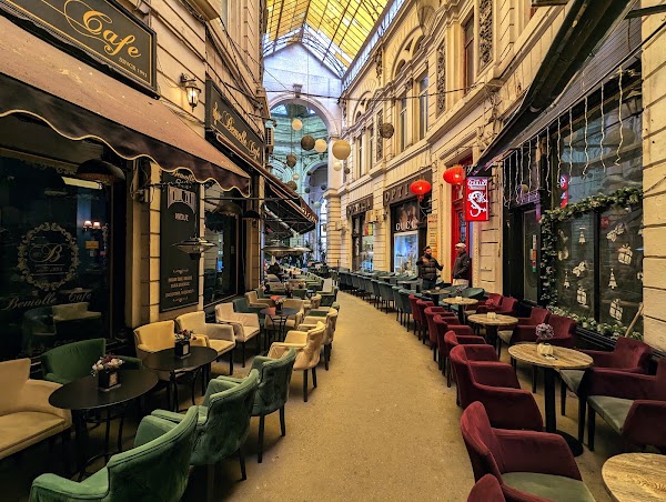 Macca - Villacrosse Passage