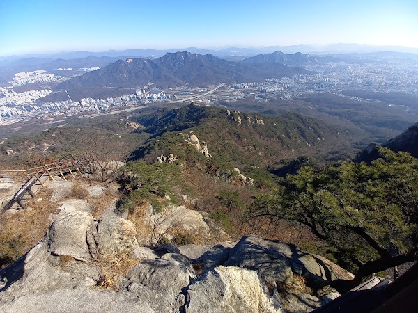 Dobongsan Podae Ridge Observatory 3