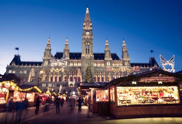 Rathausplatz 4