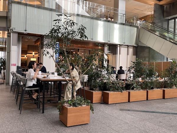 The Front Room Deli Restaurant Marunouchi 5