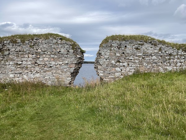 Lochindorb Castle 1