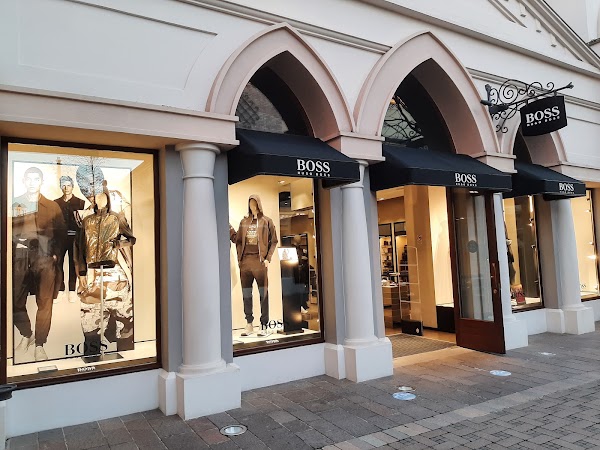BOSS Outlet, Gate 2 Unit 14-16