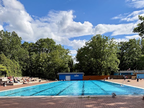 Sommerbad Kreuzberg 1